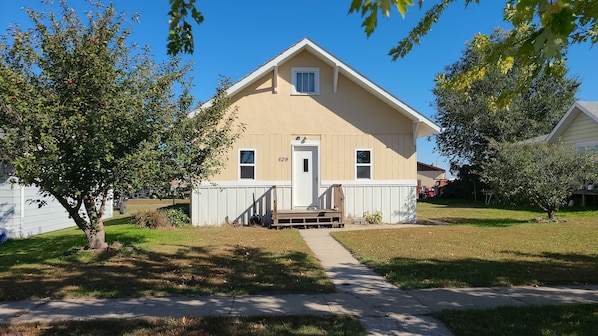 view from C Avenue (front)