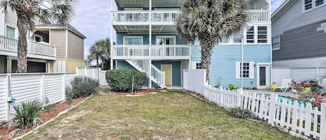 Atlantic Beach Vacation Rental | 4BR | 4BA | Stairs Required | 1,800 Sq Ft