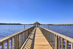 Wilson Bay Park | Walking Distance