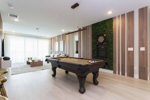 [amenities:pool-table:2] Pool Table