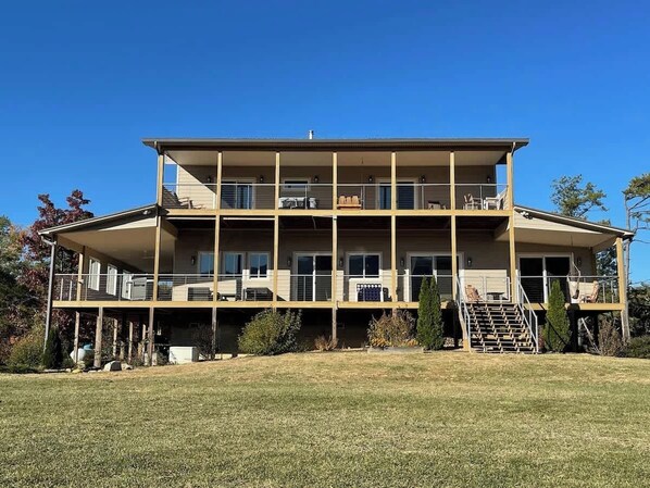 5 bed/ 3.5 bath property with 2-story deck.