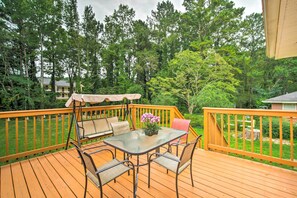 Back Deck | 2-Story House