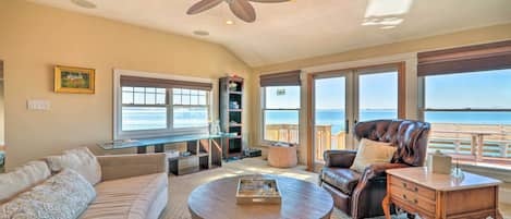 Winthrop Vacation Rental | 1BR | 2BA |1,412 Sq Ft | Steps Required to Access