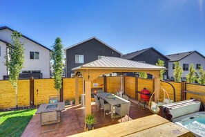 Patio | Private Yard | Fire Table | Outdoor Dining Area | Hot Tub
