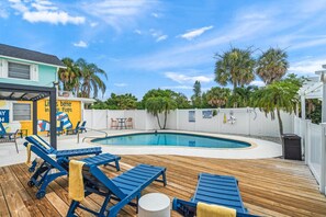 Guest-only private pool