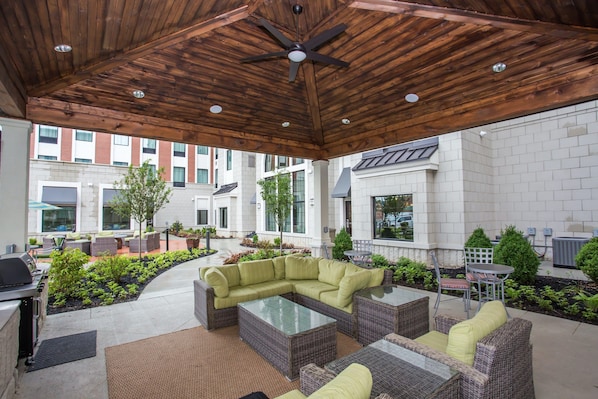 Experience the picturesque atmosphere at this amazing property.