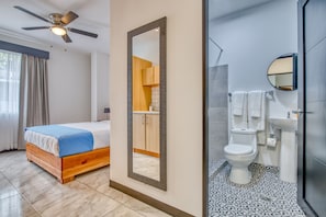 Private Full Bathroom with Hot Shower