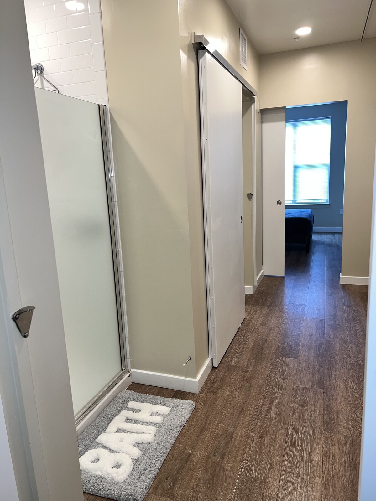 Beautiful 1 bedroom apartment in the heart of yonkers.