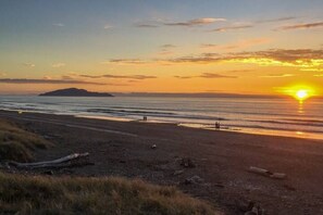 Sunset at Otaki Beach