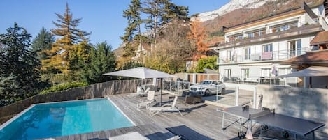 Piscine privée de la résidence - appartement en location