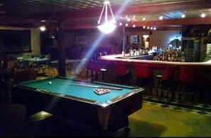 vintage pool table & bar!
