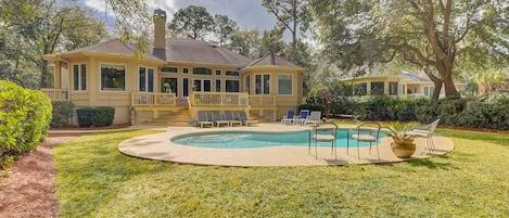 Spacious Back Yard with Private Pool!