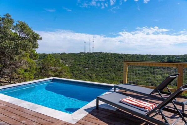 Relax and unwind by the pool at your ultimate vacation destination. Our beautiful pool offers the perfect spot to soak up the sun and cool off during your stay. Book now and experience luxury living at its finest!