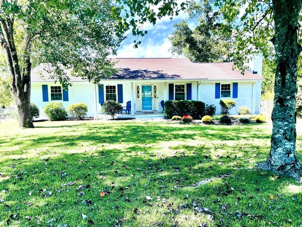 Stunning White Brick Home, Huge Front Yard, Serene Country Neighborhood