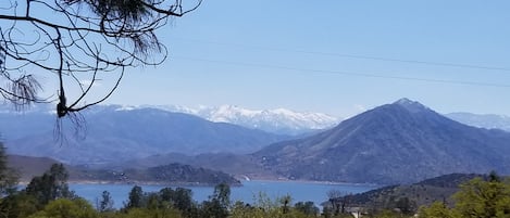 Panoramic lakeview 