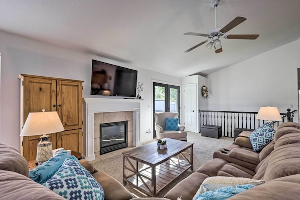 Provo Vacation Rental | 5BR | 3BA | 2,800 Sq Ft | Stairs Required for Access