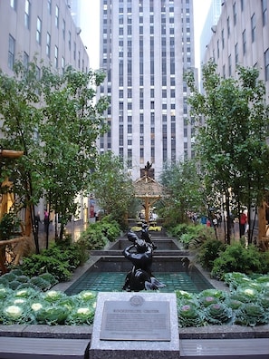 Channel Gardens