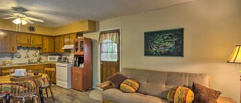 Hinton Vacation Rental | 2BR | 1BA | Steps to Enter | 850 Sq Ft