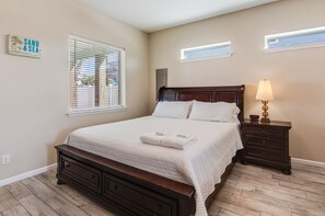 King Suite - Share endless beach days and dreamy nights in your king-size bed