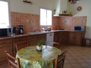 Private kitchen