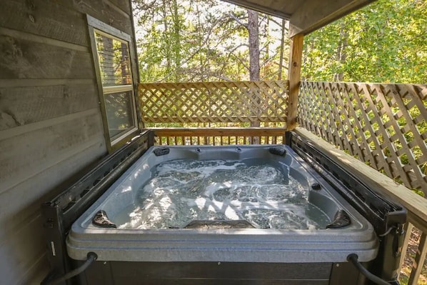 Bain à remous extérieur