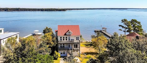 Sneads Ferry Vacation Rental | 3BR | 3.5BA | 2,000 Sq Ft | Stairs Required