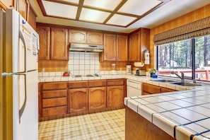 mainlevel-kitchen
