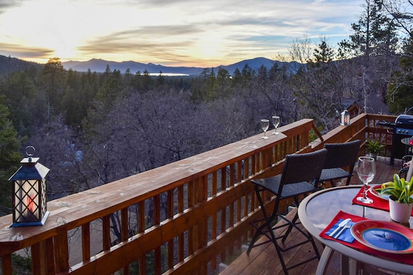 Big Bear Lake Vacation Rental | 4BR | 3BA | Stairs Required for Access