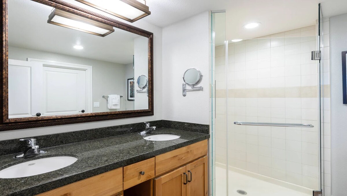 1 Bedroom – Marriott’s Timber Lodge Tahoe – Full Resort Access