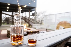 Sip and Smoke: Your Private Retreat to Savor Whisky and Enjoy a Cigar. 🥃🚬🏡✨ #WhiskyandCigar"