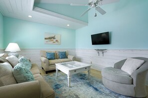 Gulf Escape - Adorable Vacation Rental Near Beach with Private Pool in Inlet Beach - Bliss Beach Rentals