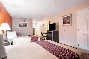 Unit With 2 Queen Beds