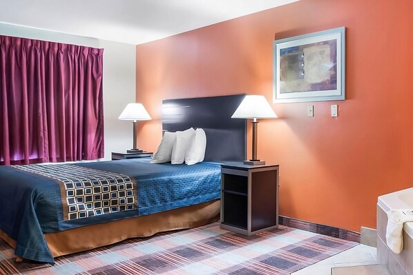 King Bed With Jetted Tub