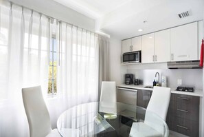 Kitchenette and dining area