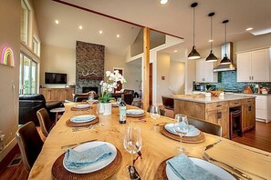 Dining table seats 8 guests