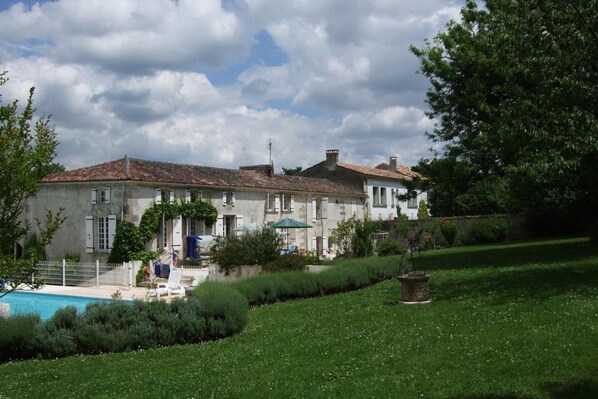 Piscine maison de vacances