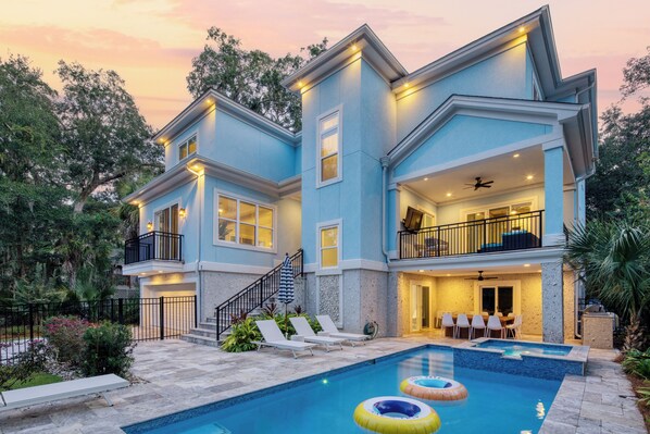 Pool