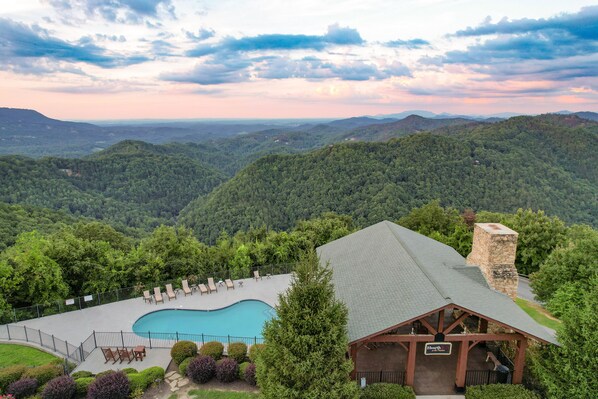 Community pool and hot tub.