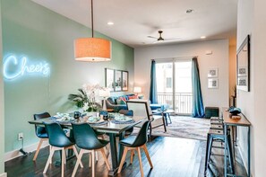 Welcome to your chic Downtown Nashville retreat! Ideal for bachelorette parties or family reunions, this stylish rental offers luxury, a cozy living room, and a great dining area. Cheers to an unforgettable getaway!