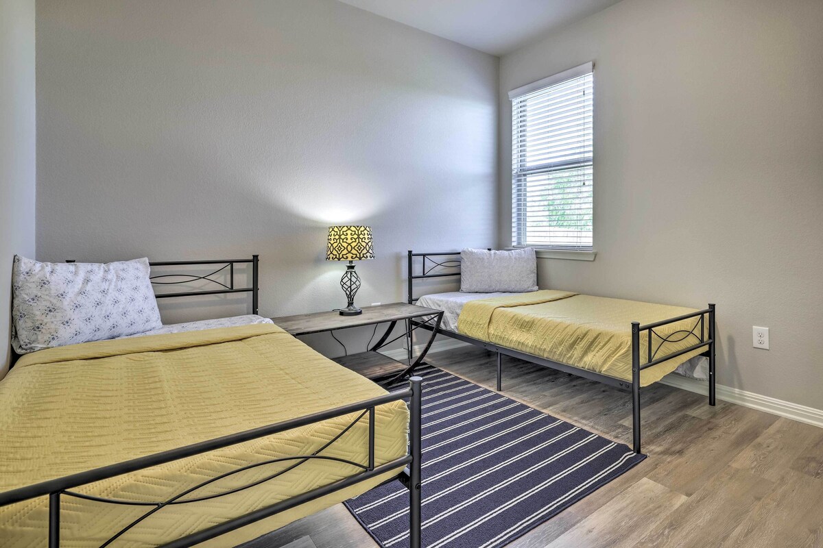 Charming Buda Home ~ 19 Mi to Downtown Austin