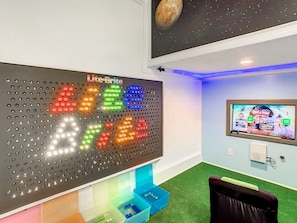Spielezimmer