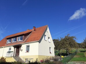 Plant, Sky, Cloud, Window, Building, Tree, House, Rural Area, Cottage