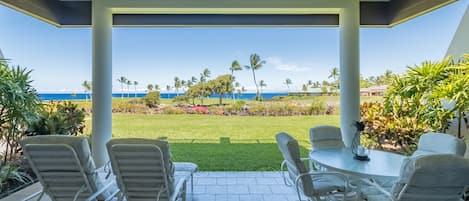 Big ocean view from Lanai and inside.  Walk right out onto the grass.  Watch golfers on the golf course.