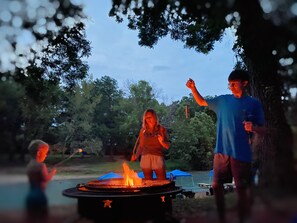 It's a great place to BBQ and relax for the evening!