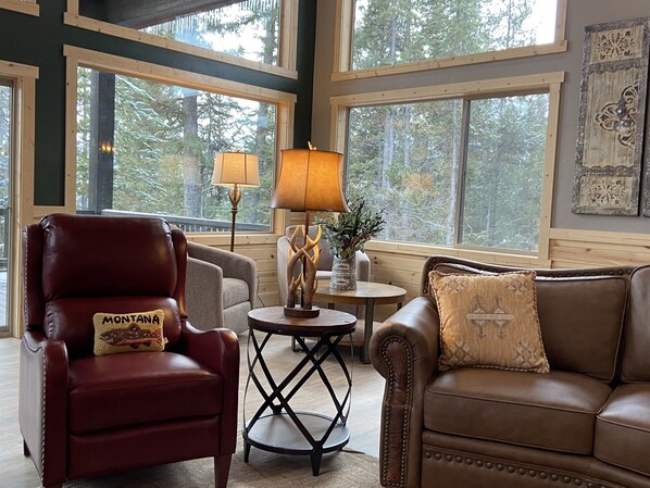 Stylish Modern Lodge Living