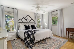 Master bedroom with King bed