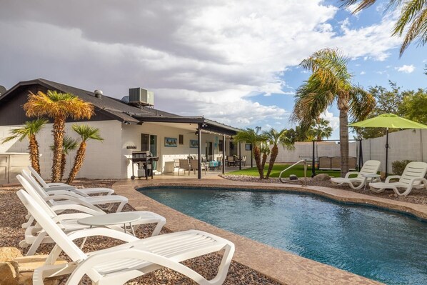 Mesa Diego - a SkyRun Phoenix Property - A private, backyard retreat w/ complimentary heated swimming pool