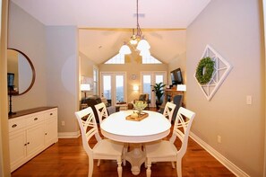 Dining (additional chairs in rooms & two bar stools) 