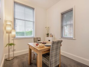 Dining room | Copper&rsquo;s Rest - Bluelight Apartments, Saltburn-by-the-Sea