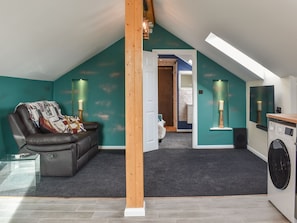 Open plan living space | Moorhens - Chilsham Farm Nurseries, Herstmonceux, near Hailsham